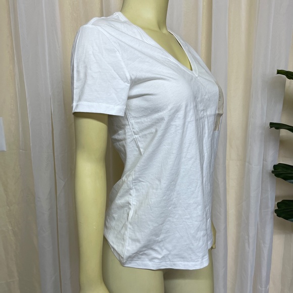 NWT Universal Thread Tee Shirt - Picture 3 of 7